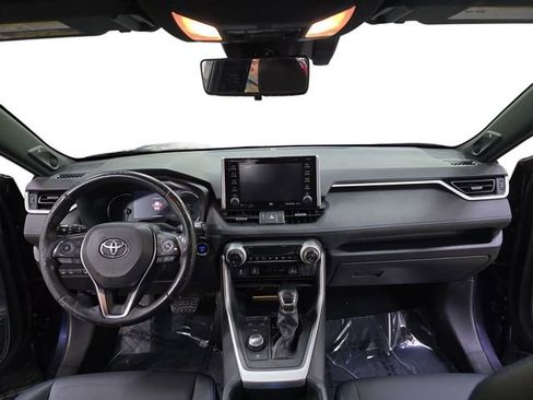 Used 2019 Toyota RAV4 XSE image 9