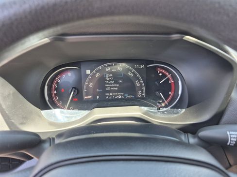 Used 2023 Toyota RAV4 LE AWD/4WD image 10