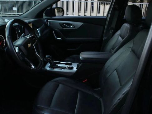 Used 2019 Chevrolet Blazer LT w/ Sound & Technology Package FWD image 15