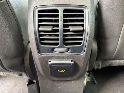Used 2017 Ford Escape Titanium FWD image 23