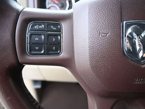 Used 2018 RAM 2500 SLT w/ Luxury Group image 25