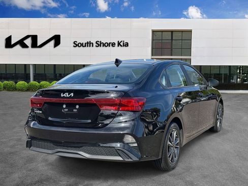 Used 2022 Kia Forte LXS image 5