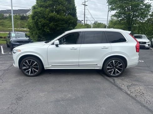 Used 2024 Volvo XC90 B5 Plus AWD/4WD image 3