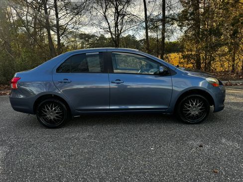 Used 2007 Toyota Yaris S image 2