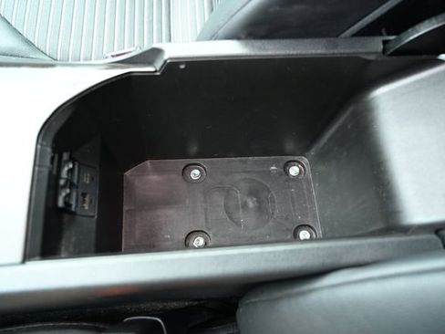 Used 2024 Toyota Camry SE image 24