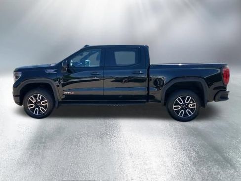 Used 2024 GMC Sierra 1500 AT4 w/ Technology Package AWD/4WD image 2
