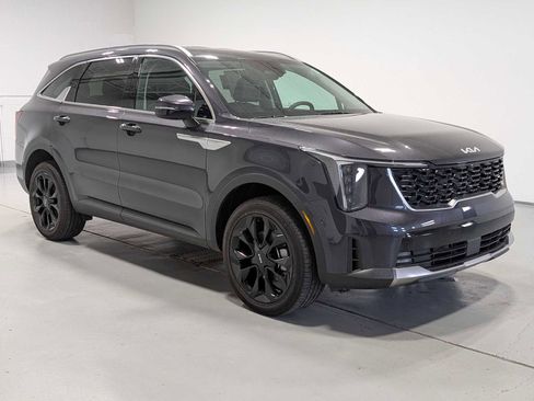Certified 2026 Kia Sorento EX AWD/4WD image 6