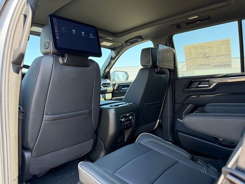 New 2026 GMC Yukon Elevation w/ Elevation Premium Package AWD/4WD image 40