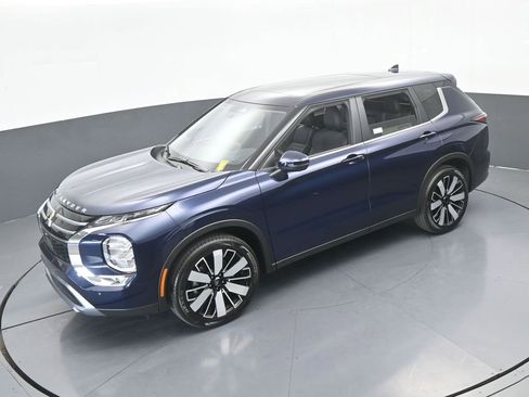 New 2026 Mitsubishi Outlander SE image 48