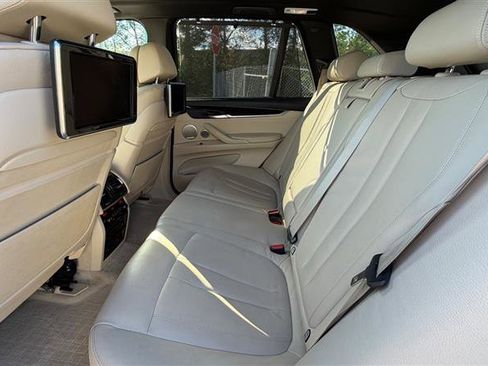 Used 2014 BMW X5 xDrive50i AWD/4WD image 16