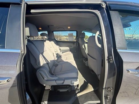 Used 2020 Honda Odyssey EX image 27