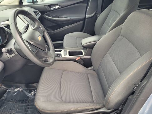 Used 2018 Chevrolet Cruze LS image 11