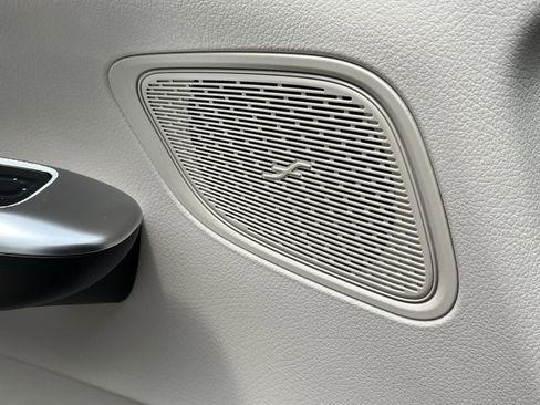 New 2026 Mercedes-Benz GLC 300 4MATIC image 41