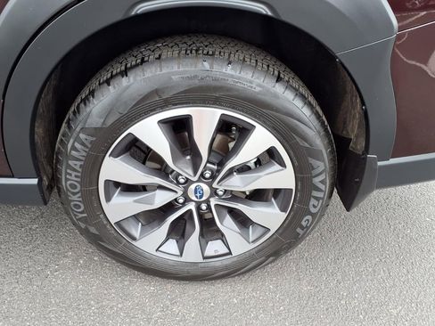 Used 2025 Subaru Outback Limited AWD/4WD image 14