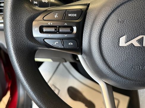 Used 2022 Kia Rio S w/ Technology Package image 10