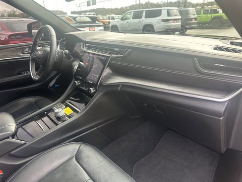 Used 2022 Jeep Grand Cherokee L Overland image 31