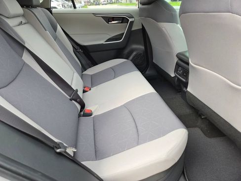 Certified 2025 Toyota RAV4 XLE AWD/4WD image 17