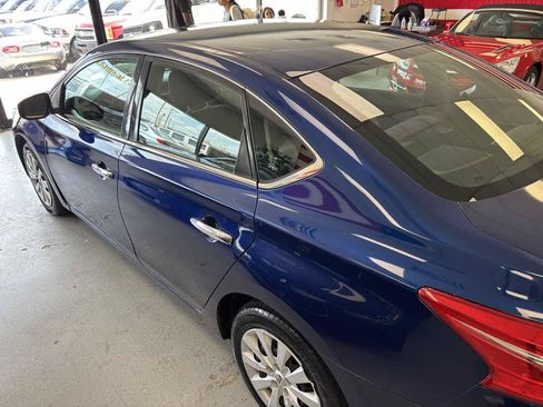 Used 2017 Nissan Sentra S FWD image 11