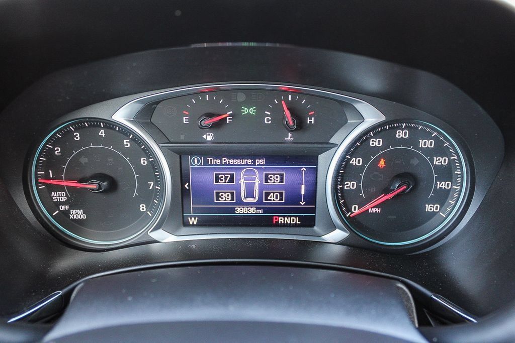 Used 2022 Chevrolet Equinox RS FWD image 23