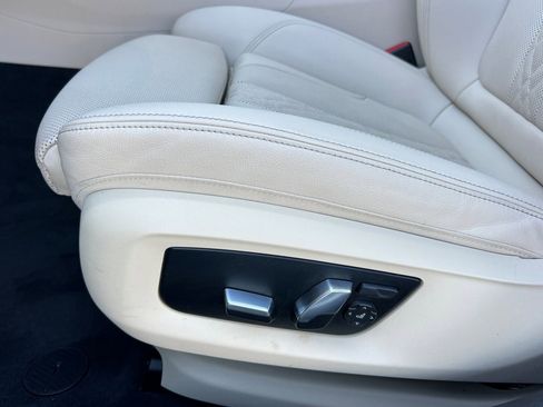 Certified 2023 BMW 530i xDrive w/ Executive Package image 14