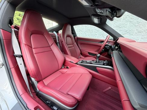 Used 2023 Porsche 911 Carrera S RWD image 59