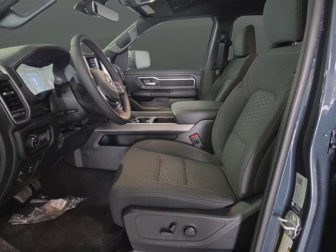 New 2026 RAM 1500 4x4 Crew Cab image 4