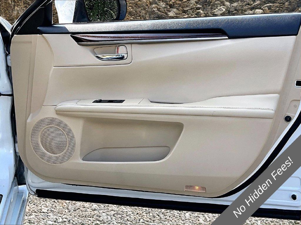 Used 2014 Lexus ES 350 w/ Luxury Package FWD image 20