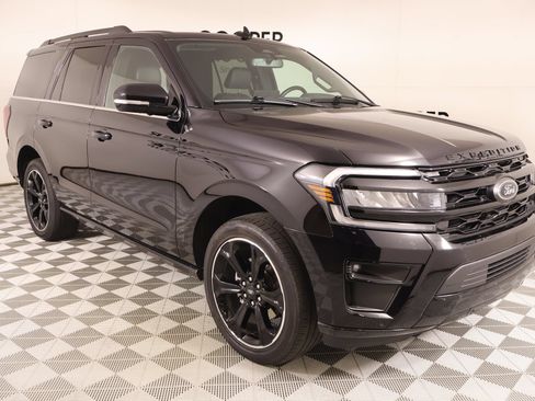 Used 2024 Ford Expedition Limited AWD/4WD image 1