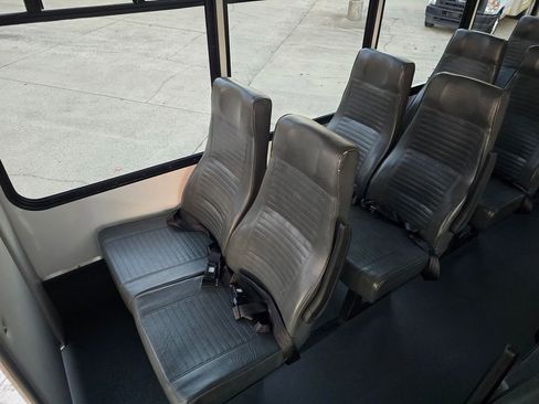 Used 2019 Ford F550 2WD Regular Cab Super Duty image 30