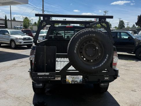 Used 2015 Toyota Tacoma 4x4 Access Cab V6 w/ TRD Off-Road Package image 5
