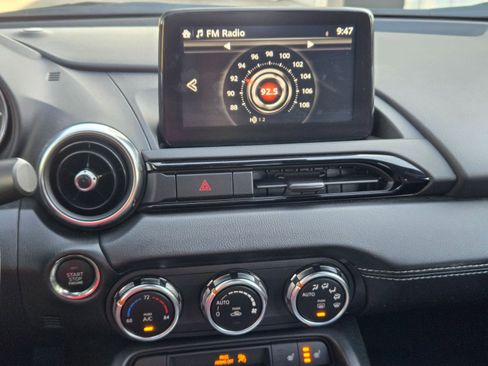 Used 2022 MAZDA MX-5 Miata Grand Touring image 9