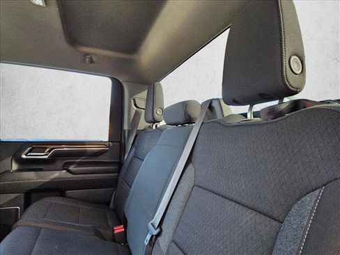 Used 2024 Chevrolet Silverado 2500 LT image 21