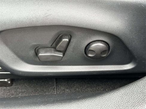 Certified 2022 Jeep Compass Limited image 16