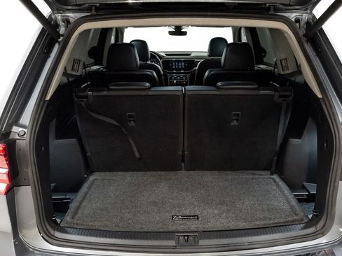 Used 2020 Volkswagen Atlas SEL R-Line AWD/4WD image 37