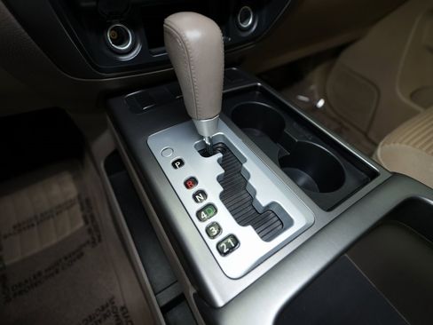 Used 2014 Nissan Armada SV image 51