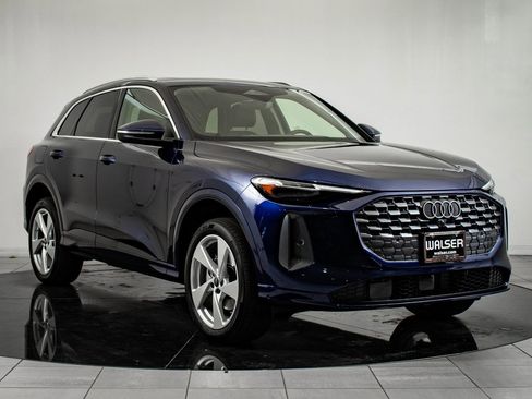 New 2025 Audi Q5 2.0T Premium Plus image 12