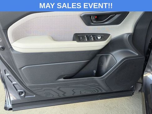 Used 2026 Subaru Forester Premium AWD/4WD image 31