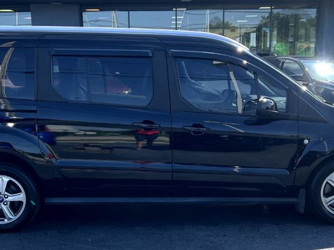 Used 2019 Ford Transit Connect Titanium w/ Titanium Premium Package image 7