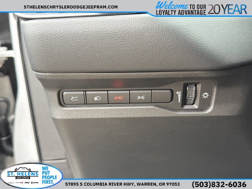 New 2026 Dodge Charger R/T w/ Driver Convenience Group AWD/4WD image 19