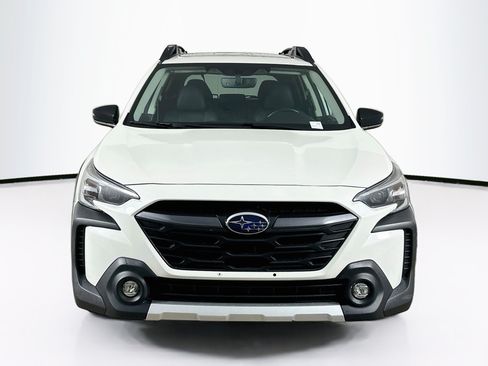 Used 2023 Subaru Outback Limited AWD/4WD image 2