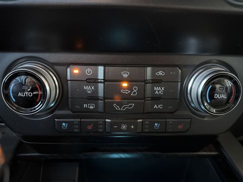 Used 2019 Ford F150 Limited w/ Trailer Tow Package image 30