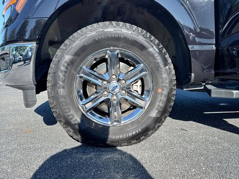 Used 2025 Ford F150 XLT w/ Equipment Group 301A Standard AWD/4WD image 26
