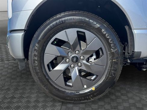 New 2025 Ford F150 Lightning Lariat image 14