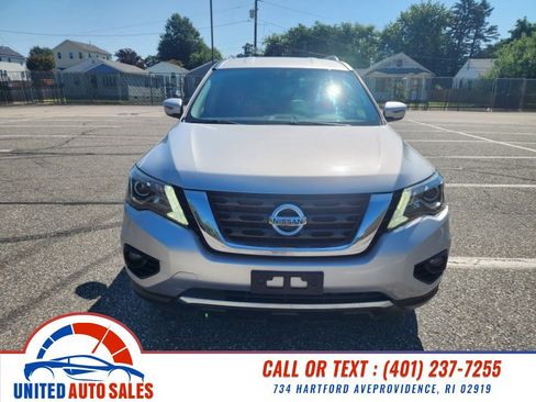 Used 2020 Nissan Pathfinder SV AWD/4WD image 8