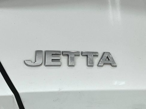 Used 2019 Volkswagen Jetta S w/ Driver Assistance Package FWD image 38