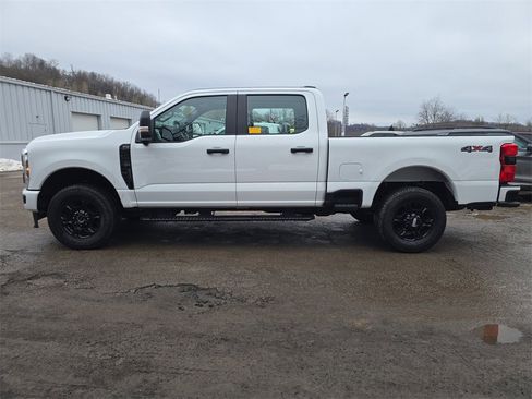 Used 2024 Ford F250 XL w/ STX Appearance Package image 7
