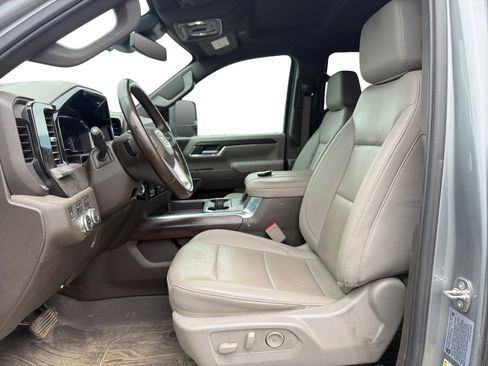 Used 2024 GMC Sierra 2500 SLT w/ SLT Premium Package AWD/4WD image 7