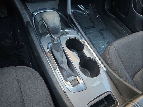 Used 2024 Chevrolet Malibu LT image 30