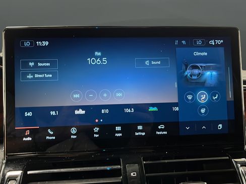 Used 2024 Lincoln Navigator Reserve AWD/4WD image 32