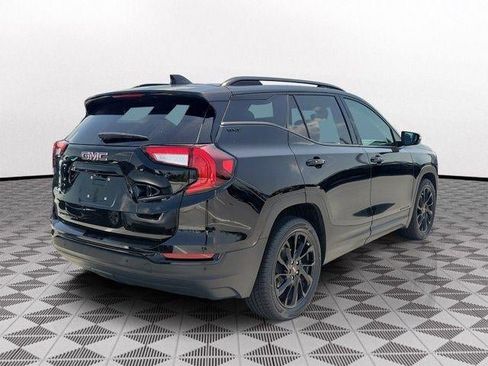 Used 2023 GMC Terrain SLT w/ Tech Package FWD image 6